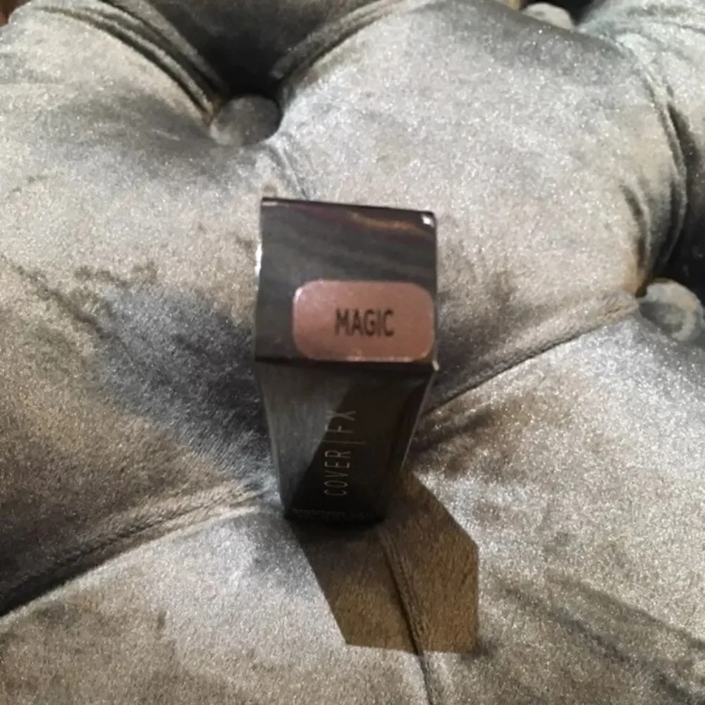 Cover fx shimmer veil eyeshadow in magic